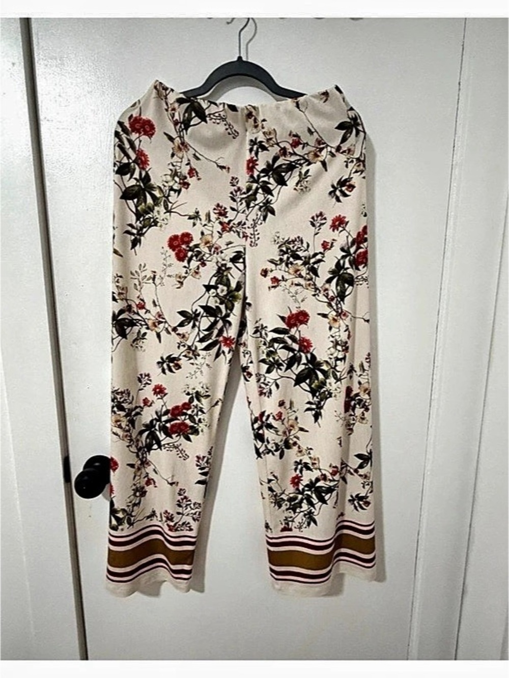 Zara Floral Wide Leg Pants Size Medium (8) Like New